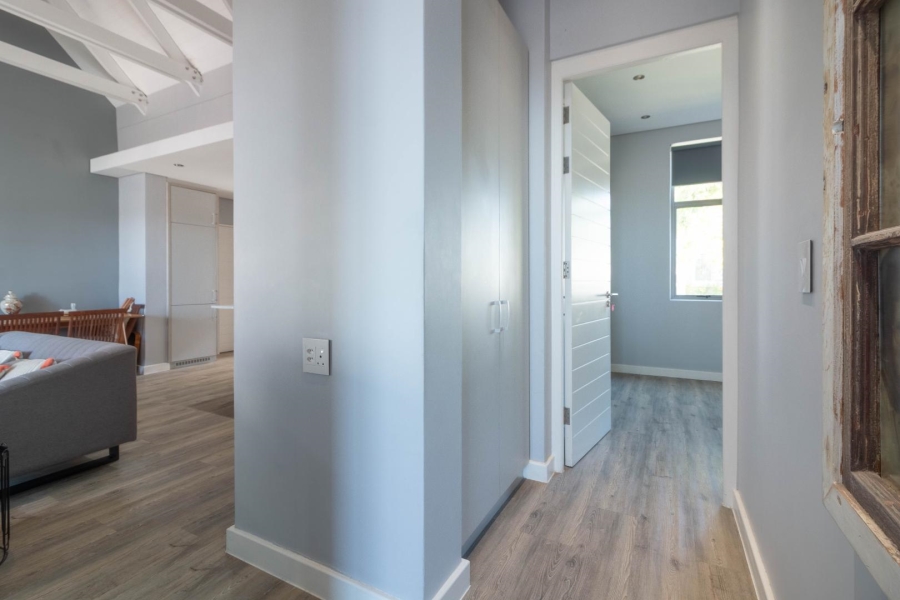 2 Bedroom Property for Sale in Plattekloof Western Cape